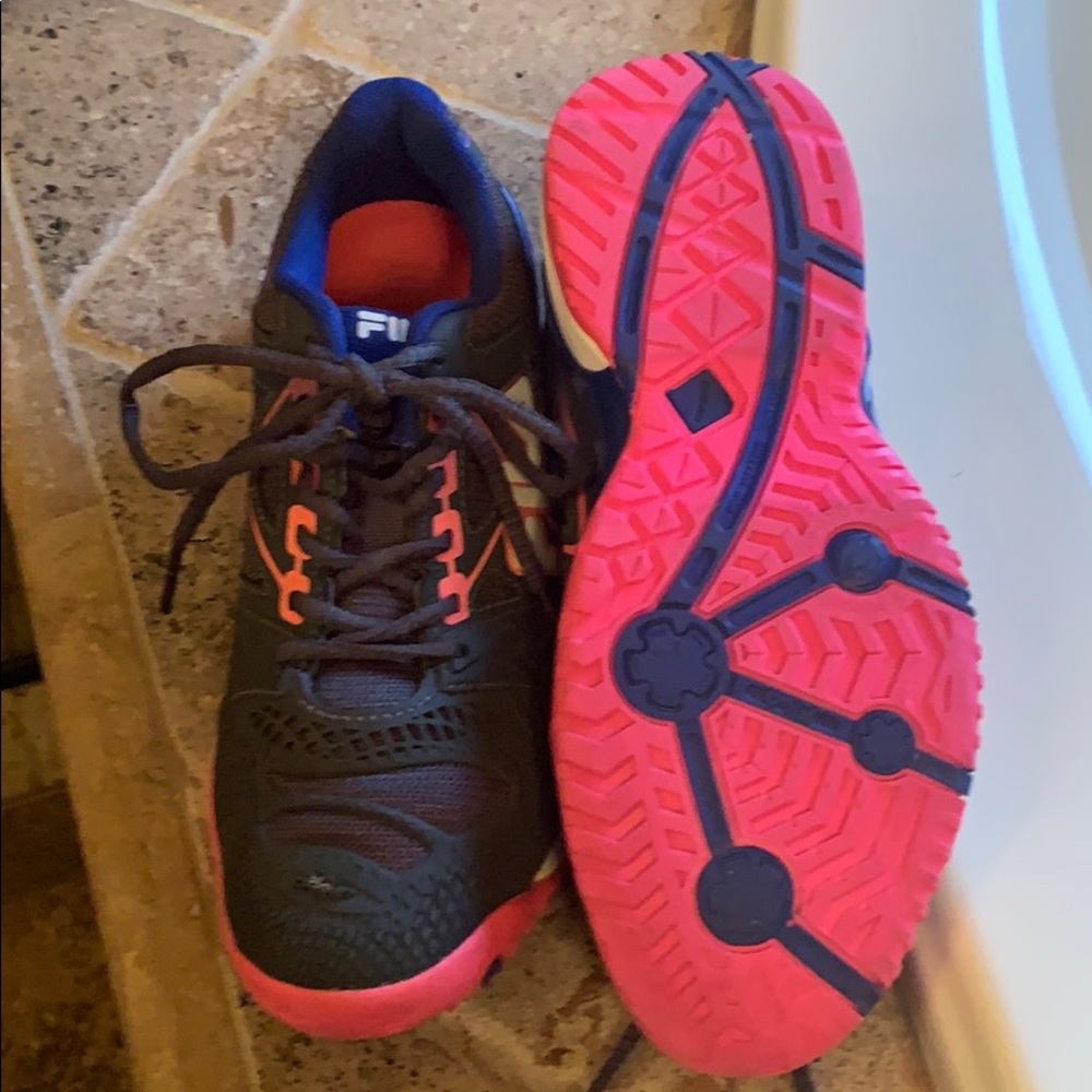 Fila court shoes sz 7.5